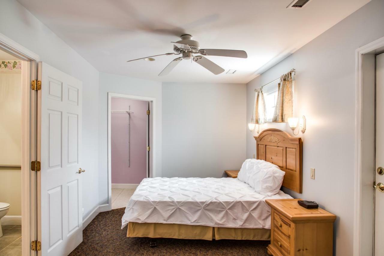 Boxwood Lodge Blowing Rock Near Boone-University Bagian luar foto