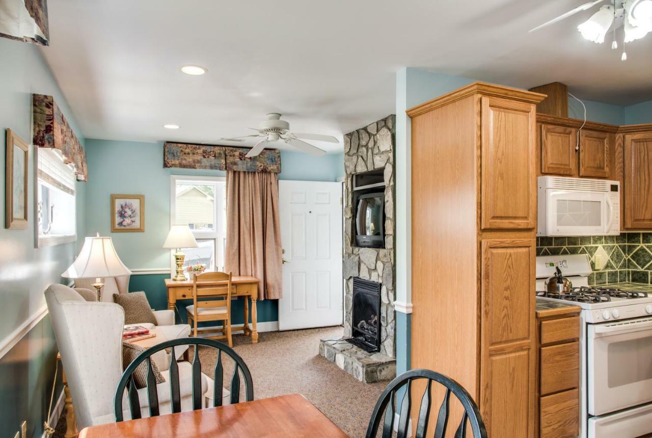 Boxwood Lodge Blowing Rock Near Boone-University Bagian luar foto