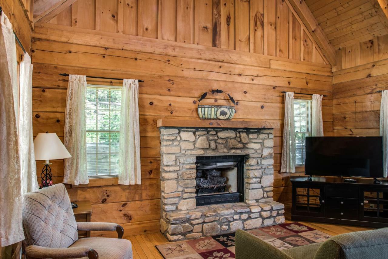 Boxwood Lodge Blowing Rock Near Boone-University Bagian luar foto