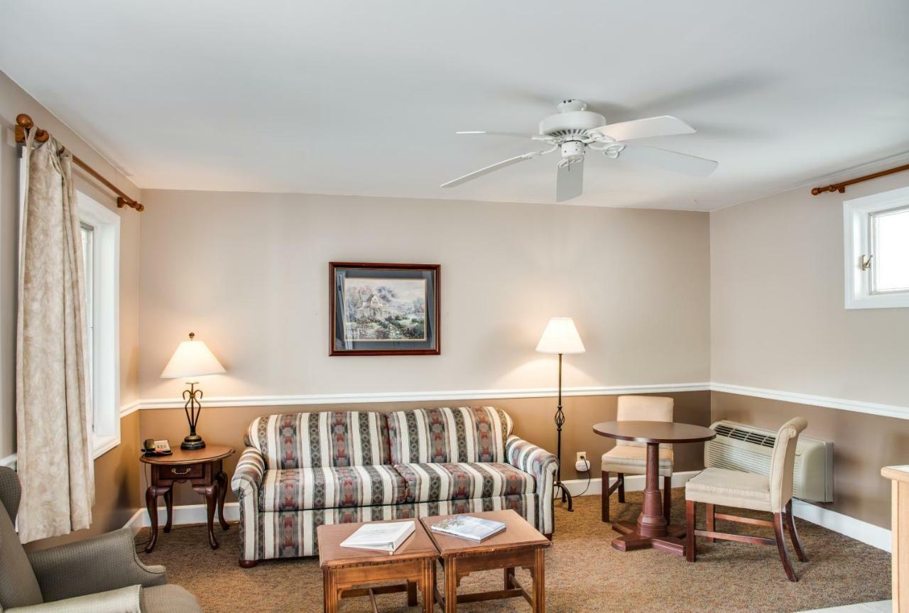 Boxwood Lodge Blowing Rock Near Boone-University Bagian luar foto